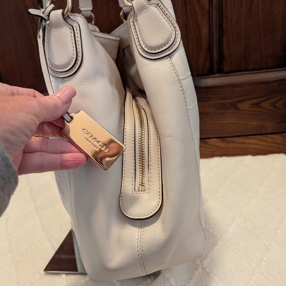 Coach Edie Shoulder Bag 31 In Croc Embossed Leather - Picture 6 of 15